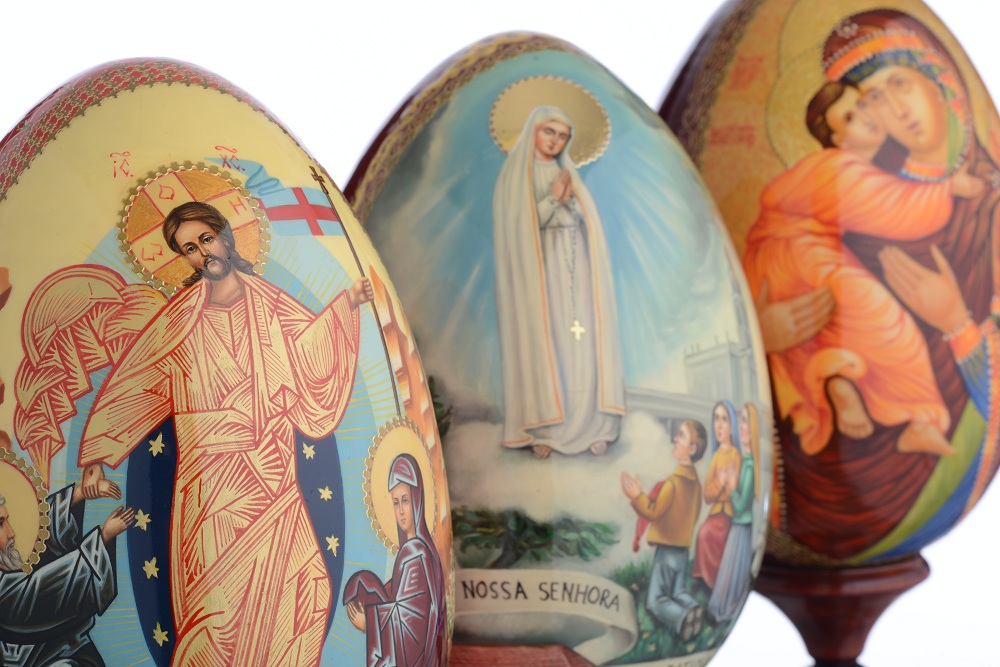 Le uova russe dipinte: simbolo della Resurrezione di Cristo