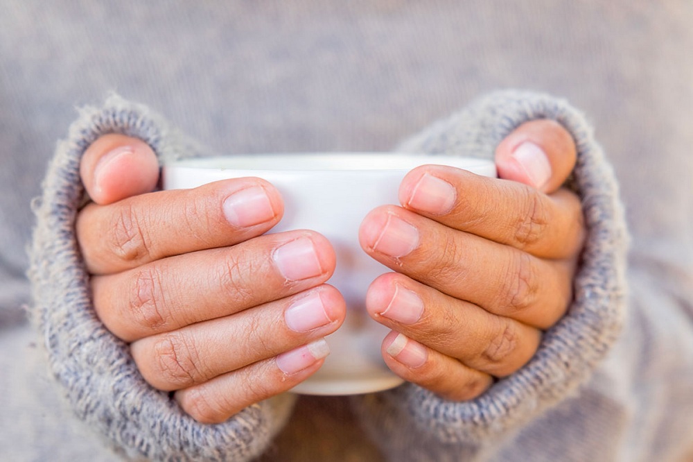 Consigli per affrontare l’inverno: infusi, tisane e sciroppo