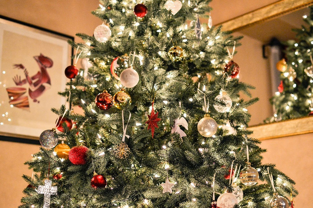 Albero Di Natale 50 Cm.I Colori Del Natale Rosso Verde Bianco Oro E Argento