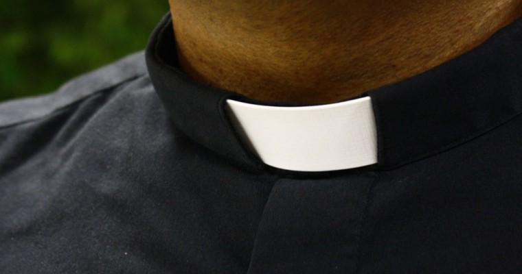 Abbigliamento clero: la semplice eleganza del clergyman