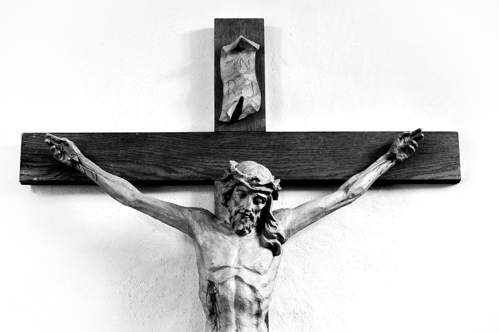 10 crocifissi per casa tua: scoprili nel catalogo Holyart