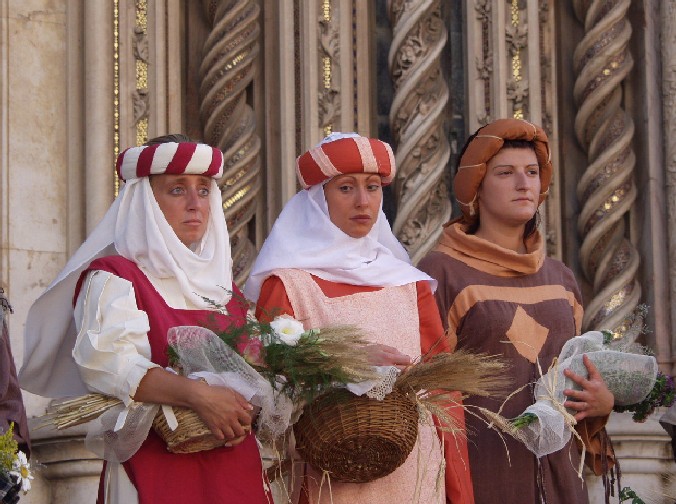 corpus domini orvieto corteo delle dame