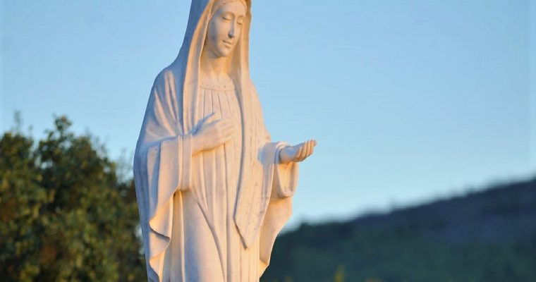 La Madonna di Medjugorje e i luoghi piÃ¹ significativi