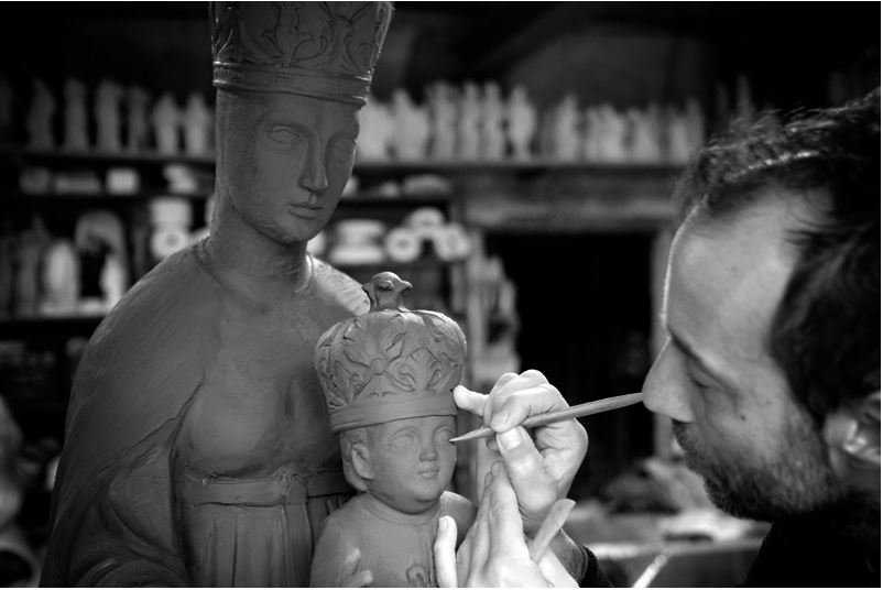 statue in gesso fatte a mano