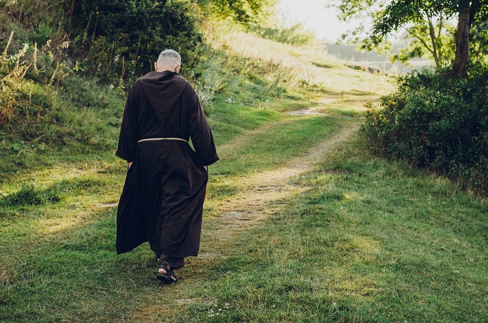 Le invenzioni dei monaci: maggiori responsabili del progresso in Europa