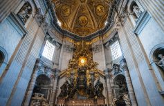 La Cattedra di San Pietro: il significato dell’opera e le origini della festa