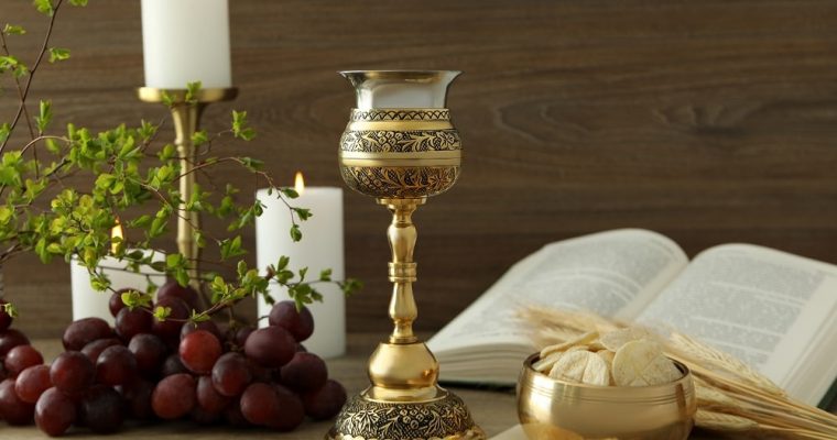 I 5 prodotti per la Chiesa che vale la pena acquistare anche per la propria casa
