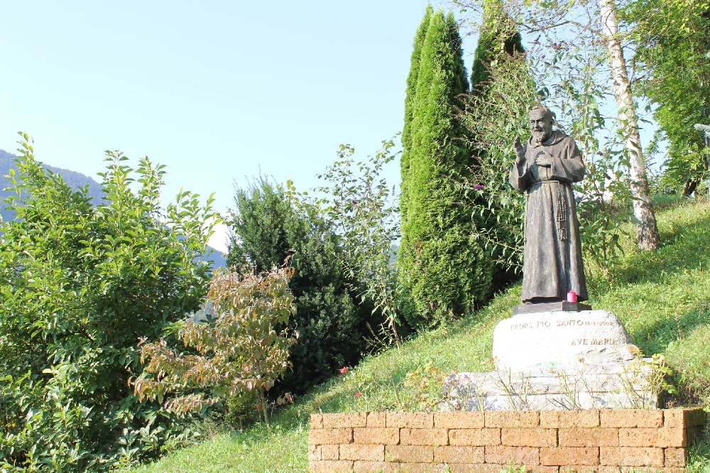 I profumi di Padre Pio tra fede e suggestione