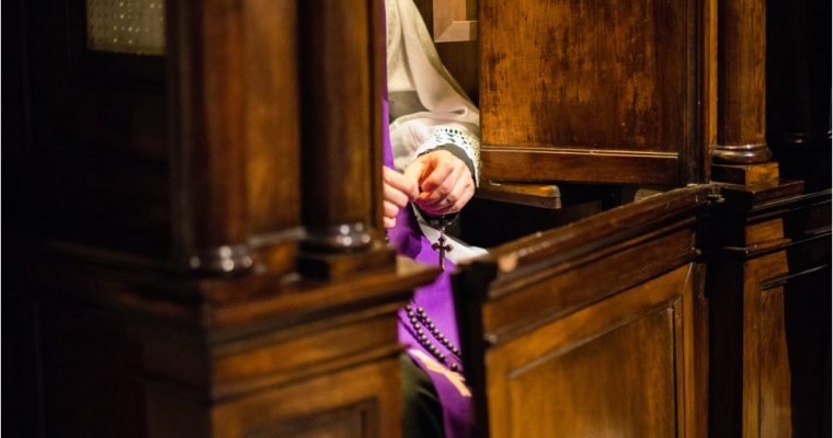 Una vita da prete: le risposte alle domande più curiose