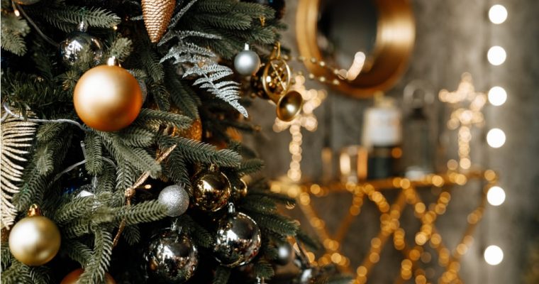 Tendenze Natale 2022: qual è il colore perfetto per il proprio albero