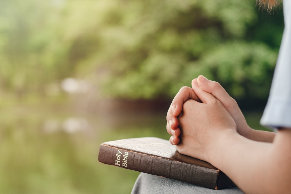Come chiedere un miracolo: un percorso di fede e preghiera