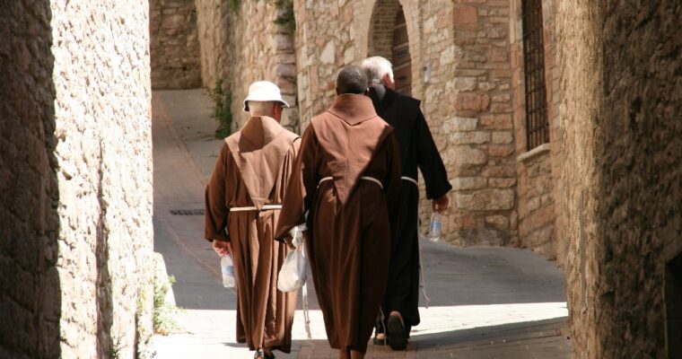 Confraternite più antiche: storia e curiosità