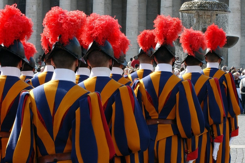 A cosa servono le guardie svizzere
