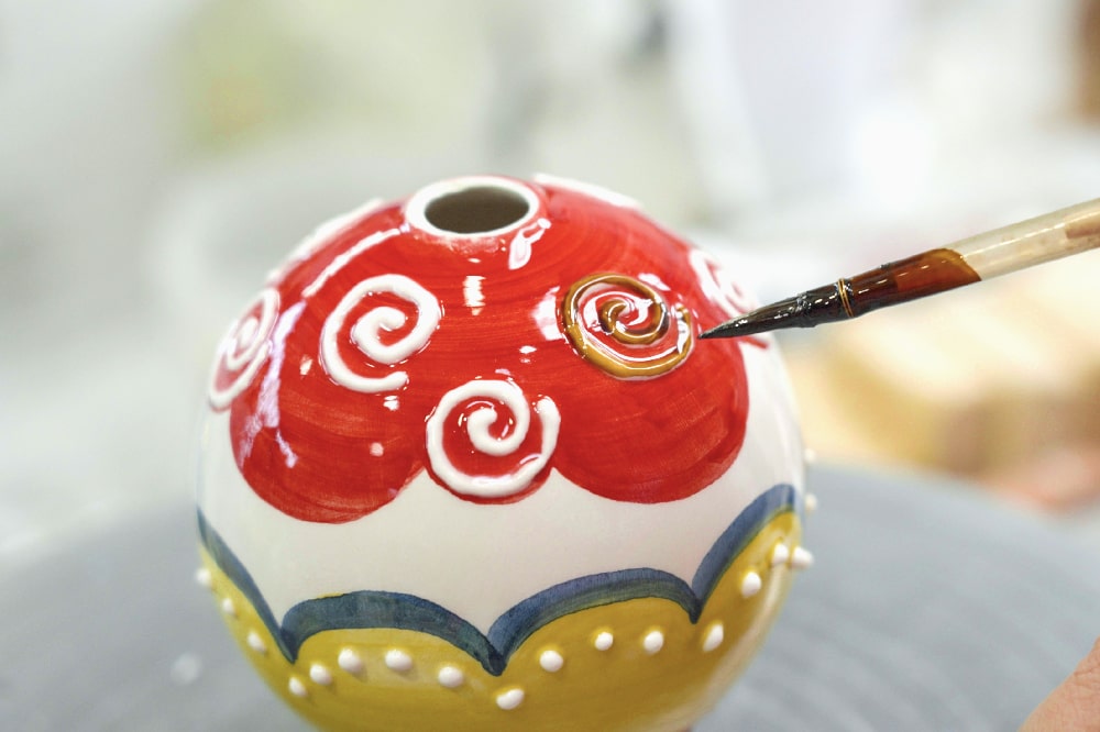 Le palline di Natale delle ceramiche di Faenza: eleganza e arte per il tuo albero