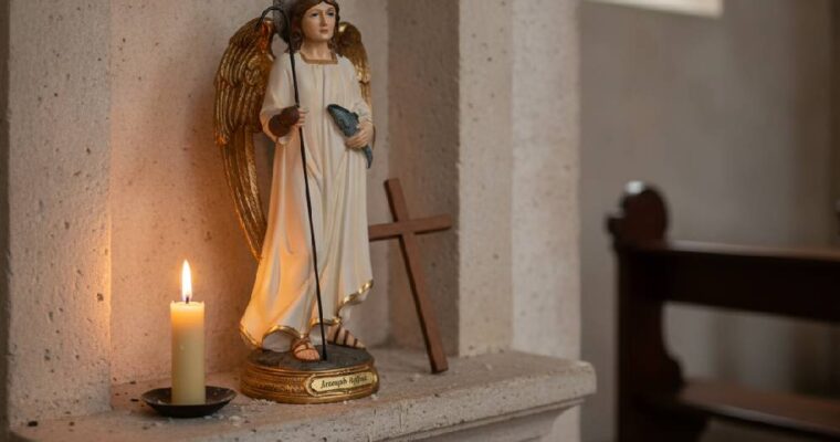 Arcangelo Raffaele: la storia del santo guaritore