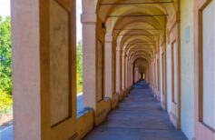 portici di san luca